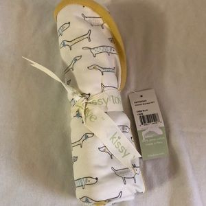NWT Kissy Kissy - Dog Blanket